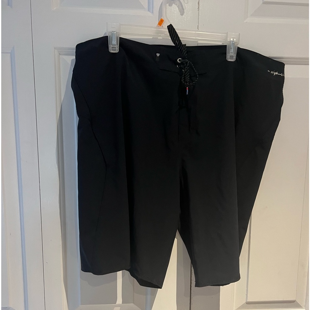 Mens Size 40 Quicksilver High-line  Board Shorts with Pockets